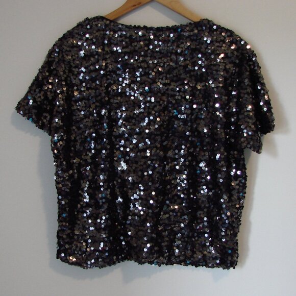 H&M Black Silver Sequin Top Sparkle Loose Fit Holiday Party Size Small - Picture 11 of 13